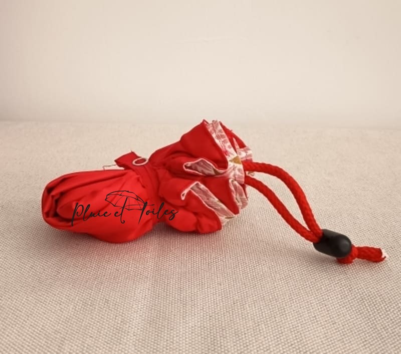 protection selle rouge et rose Pluie et toiles Saint Brieuc